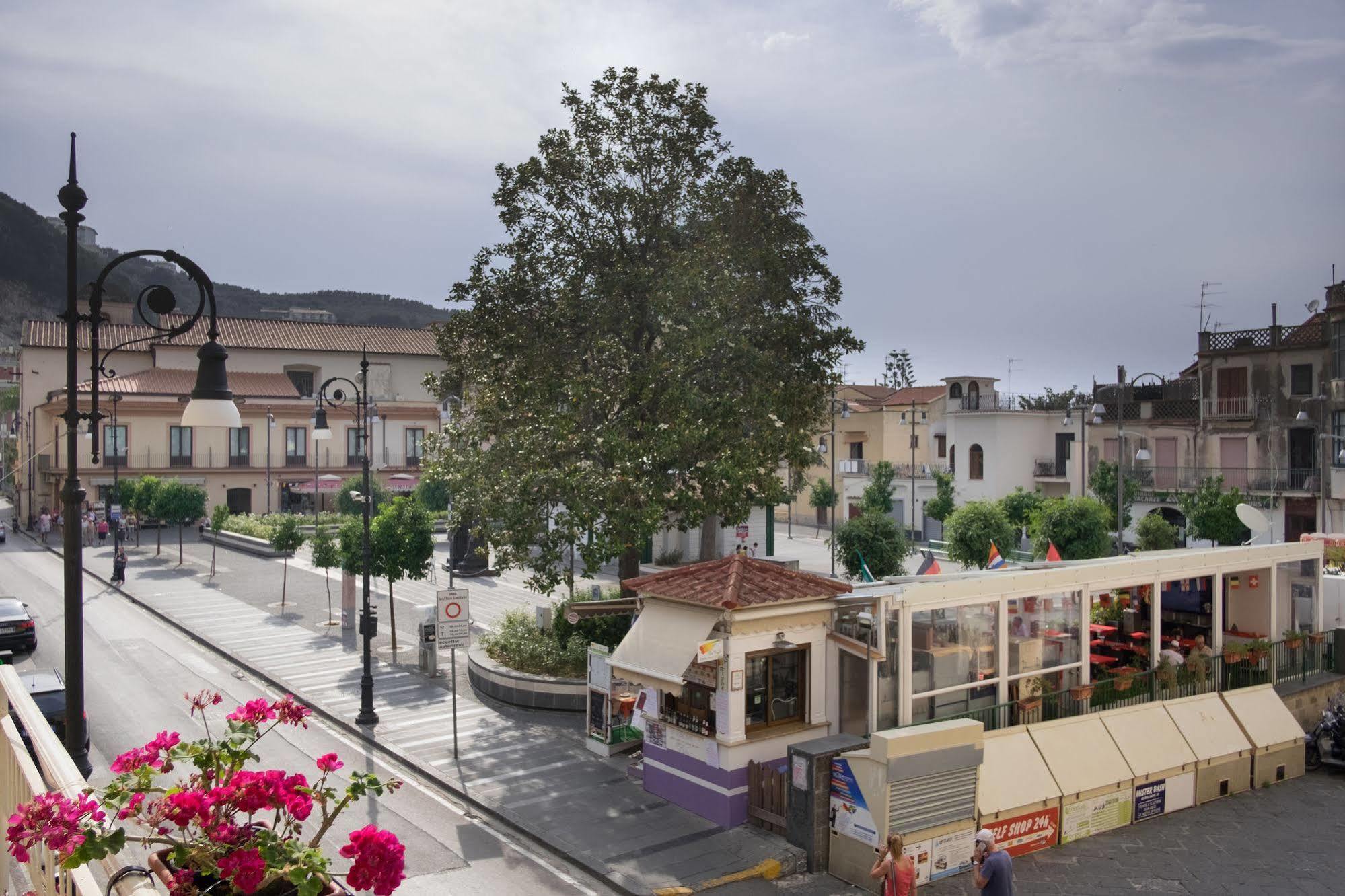 Dea Guest House Sorrento Buitenkant foto